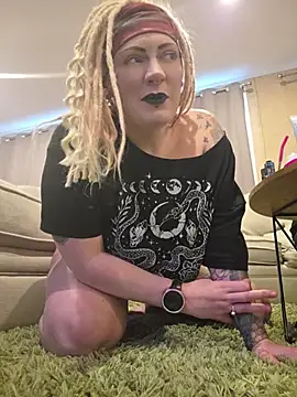 PinkTheHawk online show from 06/26/26, 03:55