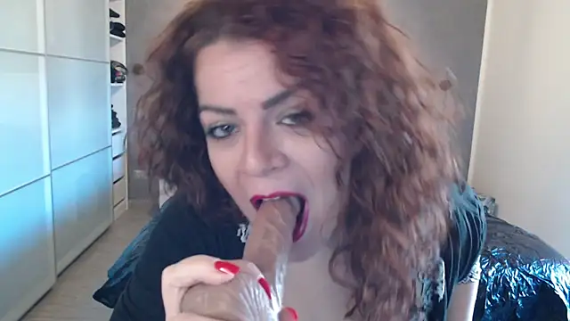 Snapshot of minerva_ chatting on 01/15/25, 02:46 minerva online show from 01/15/25, 02:46