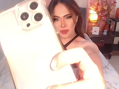 Snapshot of MistressAthalia chatting on 10/05/25, 01:04 MistressAthalia online show from 10/05/25, 01:04