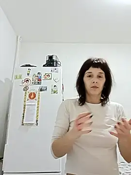 Snapshot of SexxyLety chatting on 03/21/25, 04:40 SexxyLety online show from 03/21/25, 04:40