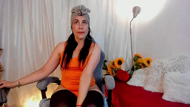 girasol walton online show from 03/29/26, 07:25