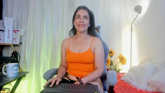 girasol walton online show from 05/09/26, 02:00