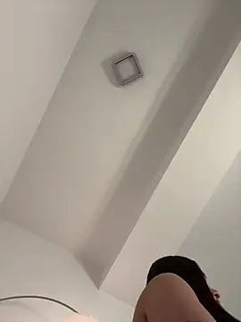 Snapshot of Rileysim88 chatting on 12/15/25, 08:51 Rileysim88 online show from 12/15/25, 08:51