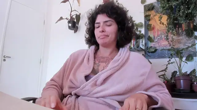 TaliMajesty online show from 10/22/25, 01:55