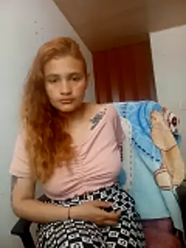 Snapshot of Mia_davis01 chatting on 12/28/24, 07:22 Mia davis01 online show from 12/28/24, 07:22
