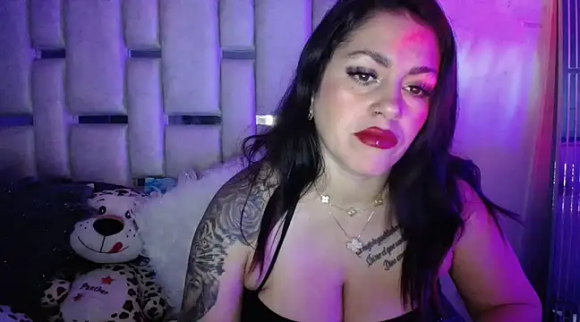 chelaqueen  online show from 01/08/25, 10:58