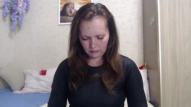 SheLion online show from 10/19/25, 04:29