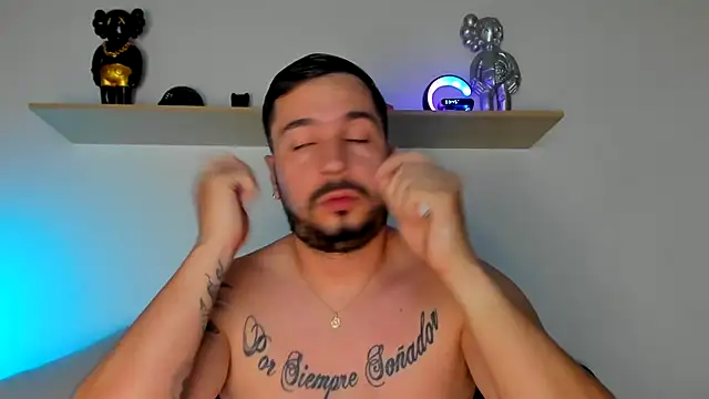 camilo restrepo21 online show from 12/17/24, 12:01