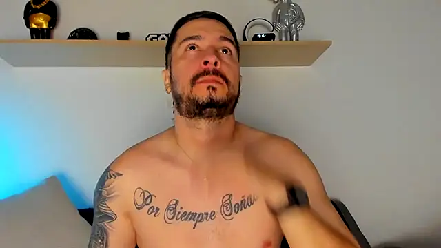 camilo restrepo21 online show from 12/22/24, 12:17