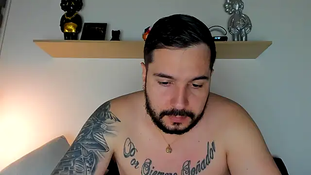 camilo restrepo21 online show from 01/08/25, 12:49