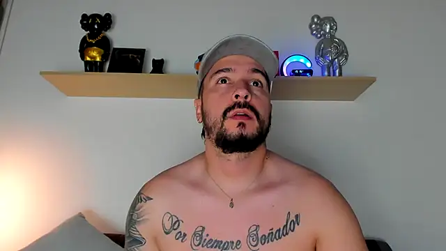 camilo restrepo21 online show from 01/21/25, 12:15