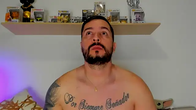 Snapshot of camilo_restrepo21 chatting on 11/27/25, 11:07 camilo restrepo21 online show from 11/27/25, 11:07