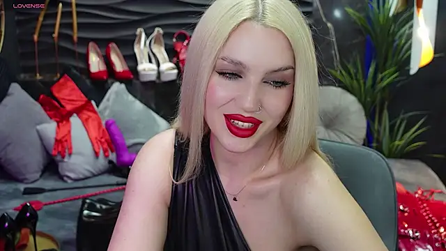 MistressDarsy online show from 02/26/25, 09:21