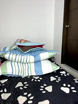 Snapshot of sandylau chatting on 10/29/25, 09:27 sandylau online show from 10/29/25, 09:27