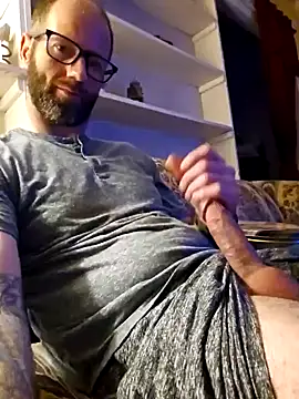 Snapshot of Cooking_Cristal chatting on 12/21/24, 06:19 Cooking Cristal online show from 12/21/24, 06:19