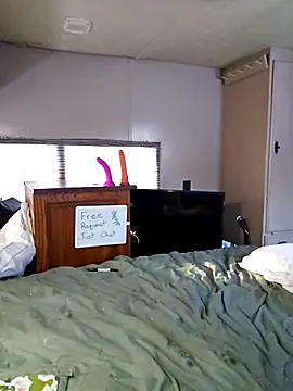 Snapshot of Cooking_Cristal chatting on 02/23/25, 01:10 Cooking Cristal online show from 02/23/25, 01:10