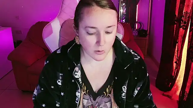 kisicaxx online show from 01/13/25, 10:14