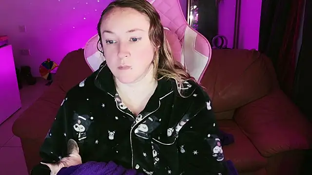 kisicaxx online show from 01/16/25, 06:37