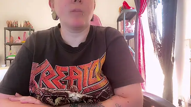 kisicaxx online show from 06/08/26, 07:53