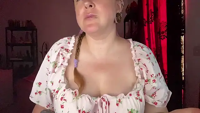 kisicaxx online show from 07/20/26, 10:39