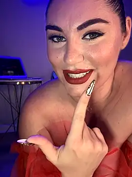 lovely beast online show from 11/11/25, 05:46