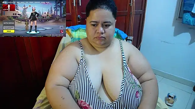 hotlesby4uxxx online show from 05/05/26, 10:07