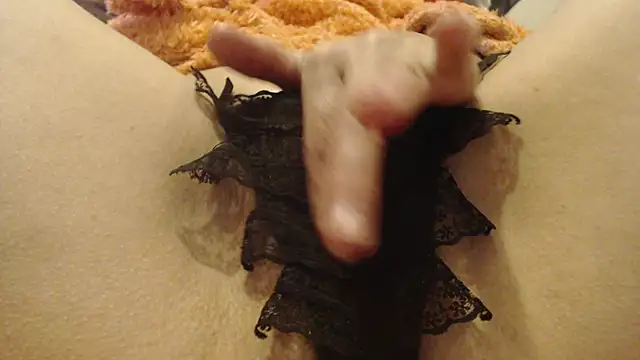 larawet online show from 12/31/24, 01:19