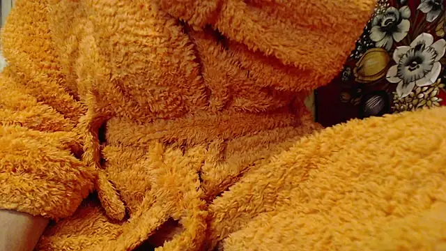 larawet online show from 02/13/25, 06:16