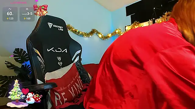 MissEmberSkye online show from 12/20/24, 08:45