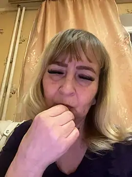 Irina2909xh online show from 02/20/25, 10:04