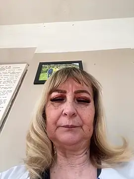 Irina2909xh online show from 02/21/25, 12:28