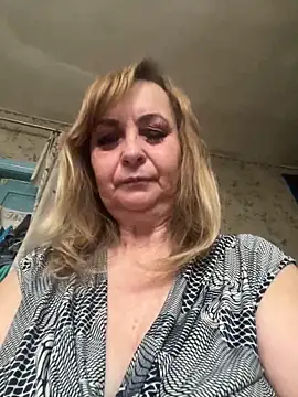 Irina2909xh online show from 06/13/26, 06:00