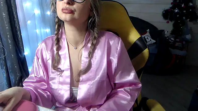 RubiLakros online show from 01/10/25, 07:21