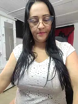 Ameliarizo online show from 12/19/25, 05:42