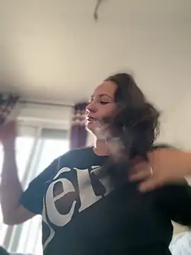 Snapshot of itsCassie chatting on 10/09/25, 03:54 itsCassie online show from 10/09/25, 03:54