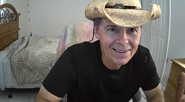 nakeedcowboi65 online show from 02/04/25, 07:11