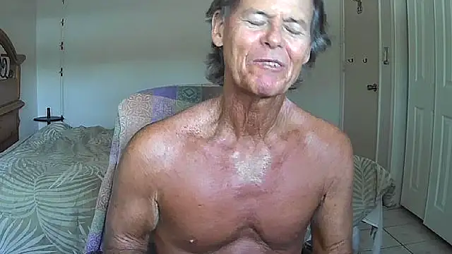 nakeedcowboi65 online show from 05/08/26, 09:53