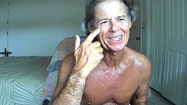nakeedcowboi65 online show from 06/01/26, 09:05