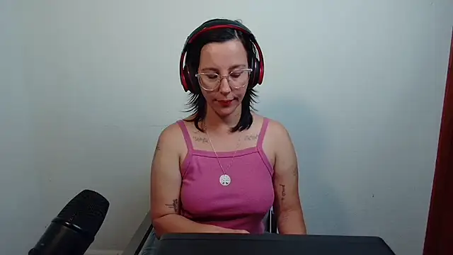 mahina84 online show from 07/18/26, 01:26