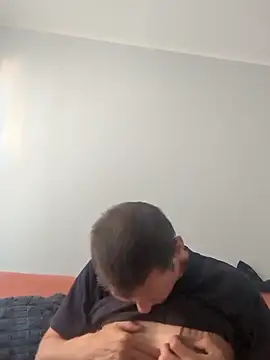 maciej online show from 06/21/26, 04:37