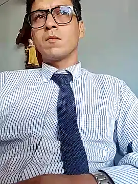 Snapshot of Business_dickkk chatting on 01/31/25, 08:33 Business dickkk online show from 01/31/25, 08:33