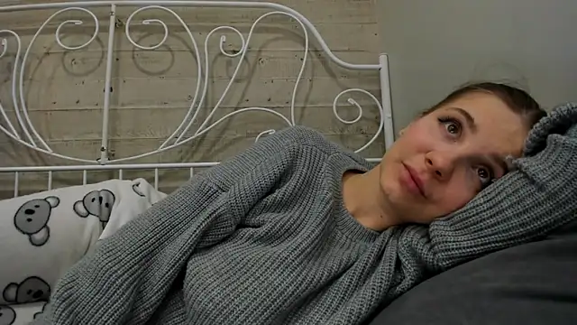 Snapshot of JuliaBusty chatting on 03/14/25, 09:46 JuliaBusty online show from 03/14/25, 09:46