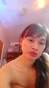 QueenSoreal online show from 02/18/25, 07:41