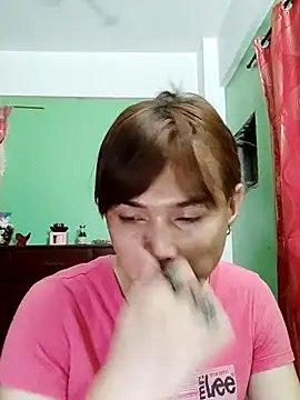 QueenSoreal online show from 09/24/25, 04:43