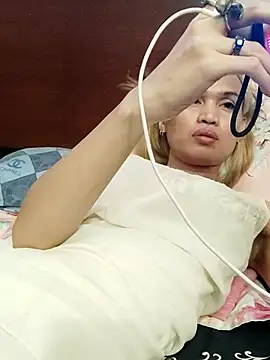 QueenSoreal online show from 06/25/26, 08:52