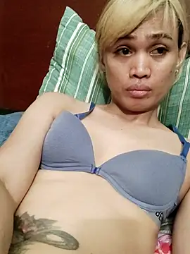 QueenSoreal online show from 07/19/26, 09:18