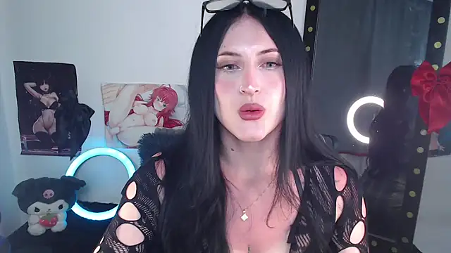 Snapshot of Evelyn_Sheeran chatting on 05/26/26, 06:20 Evelyn Sheeran online show from 05/26/26, 06:20