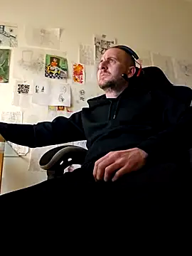 verylargecock online show from 12/16/25, 09:47