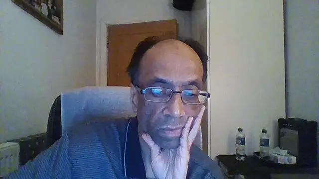 rauncher1 online show from 10/15/25, 11:27