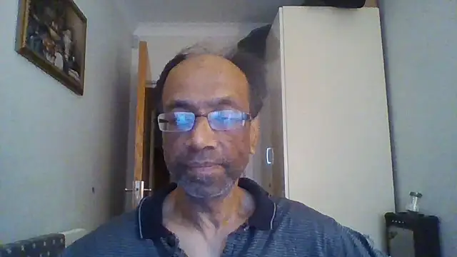 Snapshot of rauncher1 chatting on 11/02/25, 09:00 rauncher1 online show from 11/02/25, 09:00